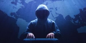 Andrey Turchin, el hacker llamado «el dios invisible» al que acusan de robar información de 300 empresas en 44 países