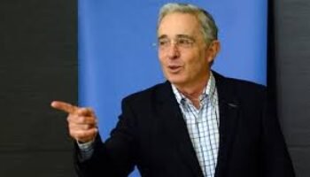Álvaro Uribe
