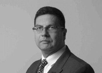 El proceso penal contra Uribe Vélez es nulo, porque tanto Fiscal como Juez carecen de competencia