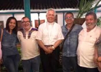 El capellán de las FARC, el ELN y los narcotraficantes todos