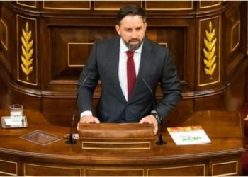 Santiago Abascal (Vox), contra el consenso del NOM: «Es escandaloso que los países occidentales financien políticas tendentes a destruir la familia, a fomentar el aborto o la pederastia y a introducir métodos de imposición ideológica»