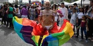 México. Las contradicciones del ‘lobby LGTBI’: proponen libertad para cambiar de sexo pero prohíben impartir ‘terapias de reconversión’ para homosexuales