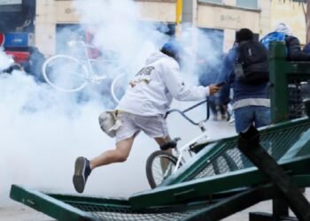 Policía de Colombia incauta manual para «vandalismo» en las protestas