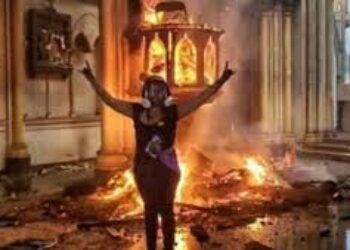 Tenemos que parar a la izquierda incendiaria y saqueadora