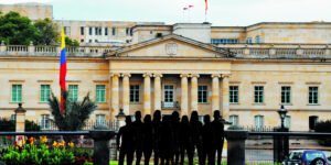 Precampaña 2022: trancón de candidatos por el “centro-centro”