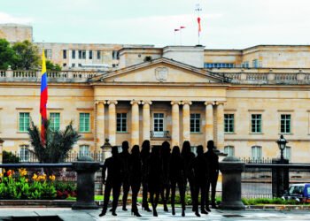 Precampaña 2022: trancón de candidatos por el “centro-centro”