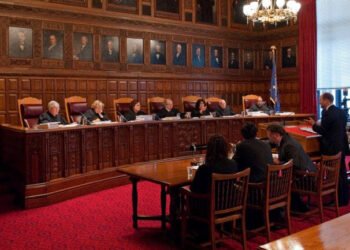 La Corte Suprema de EE. UU. Ordena a Pensilvania que separe las boletas por correo recibidas después de las 8 pm el día de las elecciones