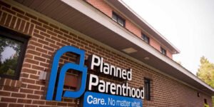 Guatemala prohibe el paso a Planned Parenthood