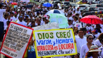 Invamer: colombianos son de derecha. Rechazan homosexualidad y drogas
