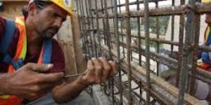 Contraste entre el aumento de salarios a congresistas y trabajadores