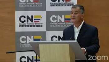 «Esa cosa, que usted llama despectivamente, es la Democracia Participativa»