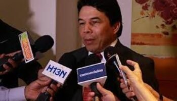 Los contratos de los “cómplices” de “Pinturita”