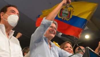 El derechista Guillermo Lasso derrota al correísta Arauz y será el nuevo presidente de Ecuador