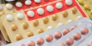 EEUU. Las píldoras abortivas provocaron “miles de eventos adversos”, “incluyendo 768 hospitalizaciones y 24 muertes desde el año 2000”, según la FDA. Además de matar al bebé, claro está