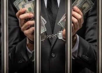 Fracaso de los políticos, no de la política