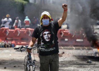 Maduro tiene las manos metidas en las protestas en Colombia, denuncia Lenín Moreno