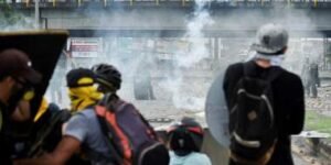 ¿POR QUÉ EL PRESIDENTE DUQUE NOS SOMETE  ANTE EL CHANTAJE VÁNDALO-TERRORISTA?