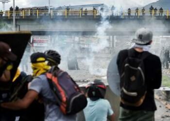 ¿POR QUÉ EL PRESIDENTE DUQUE NOS SOMETE  ANTE EL CHANTAJE VÁNDALO-TERRORISTA?