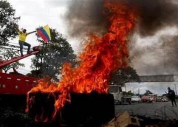 Choques entre manifestantes y Esmad dejan un muerto y más de 40 heridos