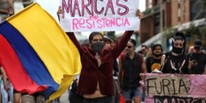 Colombia: O los principios y valores se restablecen o la democracia desaparece