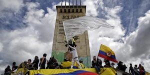 ¿Le cambiarán el nombre a Colombia?