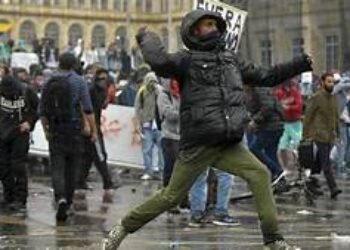 Protestas en Colombia dejan cicatrices a su economía, ciudadanos y bandos políticos