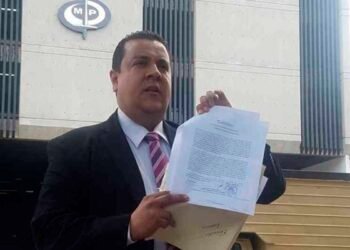 “El régimen de Maduro financia a Petro”: Javier Tarazona, director de la ONG FundaRedes