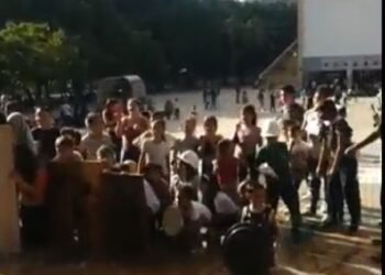 ADOCTRINAMIENTO EN VANDALISMO A INOCENTES PÁRVULOS (vídeo)