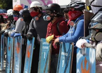 La triangulación con el ELN que impulsó la violencia en el paro contra Duque