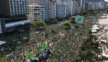 Brasil marcha por la libertad con Bolsonaro, contra la «dictadura de la toga»