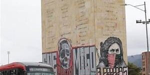 La demolición del monumento a los Héroes en Bogotá por la extrema izquierda procomunista simboliza el comienzo de la destrucción de la Patria Colombiana