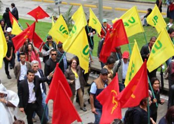 Colombia cerca del comunismo porque la «derecha» divaga por el centro