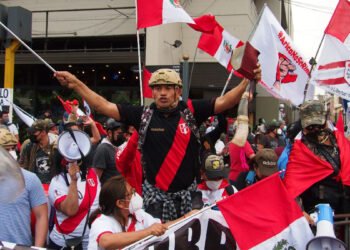 Perú cierra el año de su Bicentenario con el comunista Castillo en la presidencia y al borde del abismo