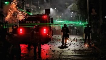 Nueva noche de terror por vandalismo de «Primera Línea» en el Portal de las Américas