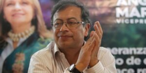 El izquierdista Petro iniciará este viernes en Barcelona su campaña internacional para asaltar Colombia – PETRO EN ESPAÑA CON LOS OKUPAS.