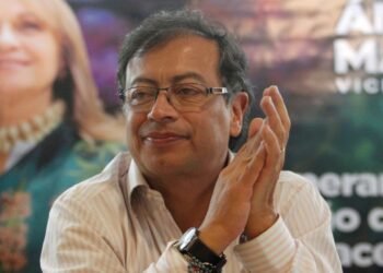 El izquierdista Petro iniciará este viernes en Barcelona su campaña internacional para asaltar Colombia – PETRO EN ESPAÑA CON LOS OKUPAS.