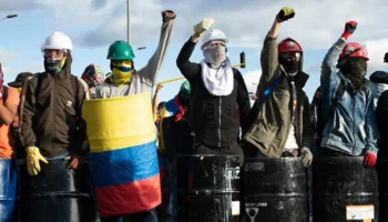 Petro quiere liberar a vándalos que conformarían sus colectivos chavistas