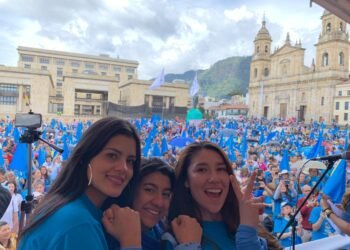 Una sucia y artera presión….