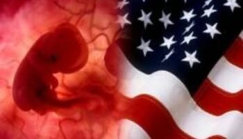 Algo se mueve en EEUU a favor de la vida: un 81% de personas cree que las leyes deben proteger a las madres e hijos por nacer, frente al aborto