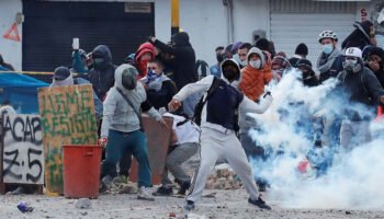 Izquierda en Colombia prepara coctel para sembrar caos antes de las elecciones