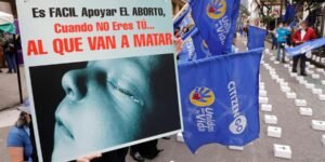 Corte Constitucional de Colombia despenaliza el aborto hasta el sexto mes