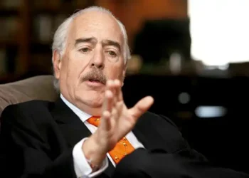 “Cifras oficiales apestan a fraude a favor del Pacto Histórico”: expresidente Pastrana