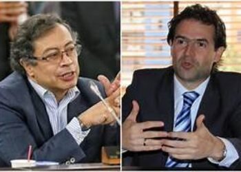 Petro arrasó en su consulta, pero no le da para ganar en primera vuelta