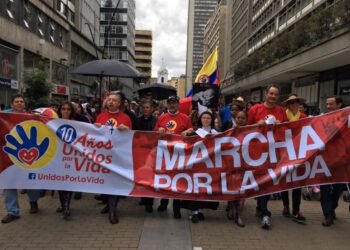 La batalla del aborto no ha terminado… afortunadamente. Colombia: medio millón de personas marcharon en defensa de la vida de los no nacidos