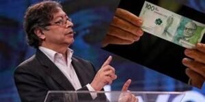 El Consejo Nacional Electoral abre investigación preliminar contra Gustavo Petro