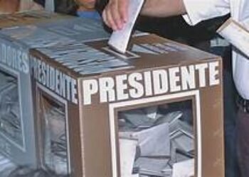 ¿Cómo puedo ayudarle a Fico a ganarle a Petro?