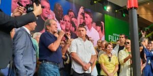 Balanza comercial rompe récord histórico y Bolsonaro sube 5 % en las encuestas