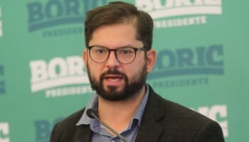 Ya se arrepintieron: La desaprobación de Boric aumentó diez puntos y alcanzó un 51%