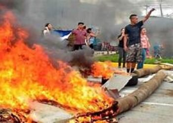 Petro no va por la elección sino por la insurrección