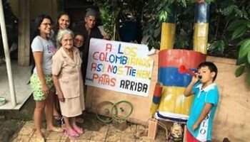 La Barca de Calderón – Todo patas arriba
